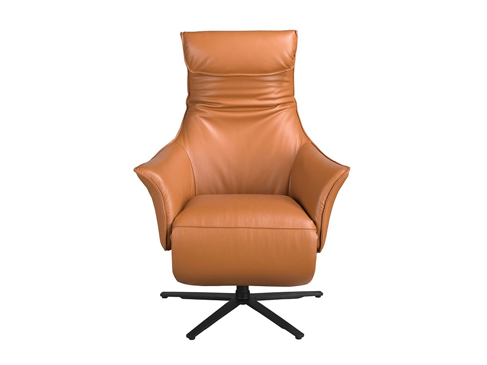 De dimensiones reducidas tapizadas en piel del sillón 5137 de Ángel Cerdá