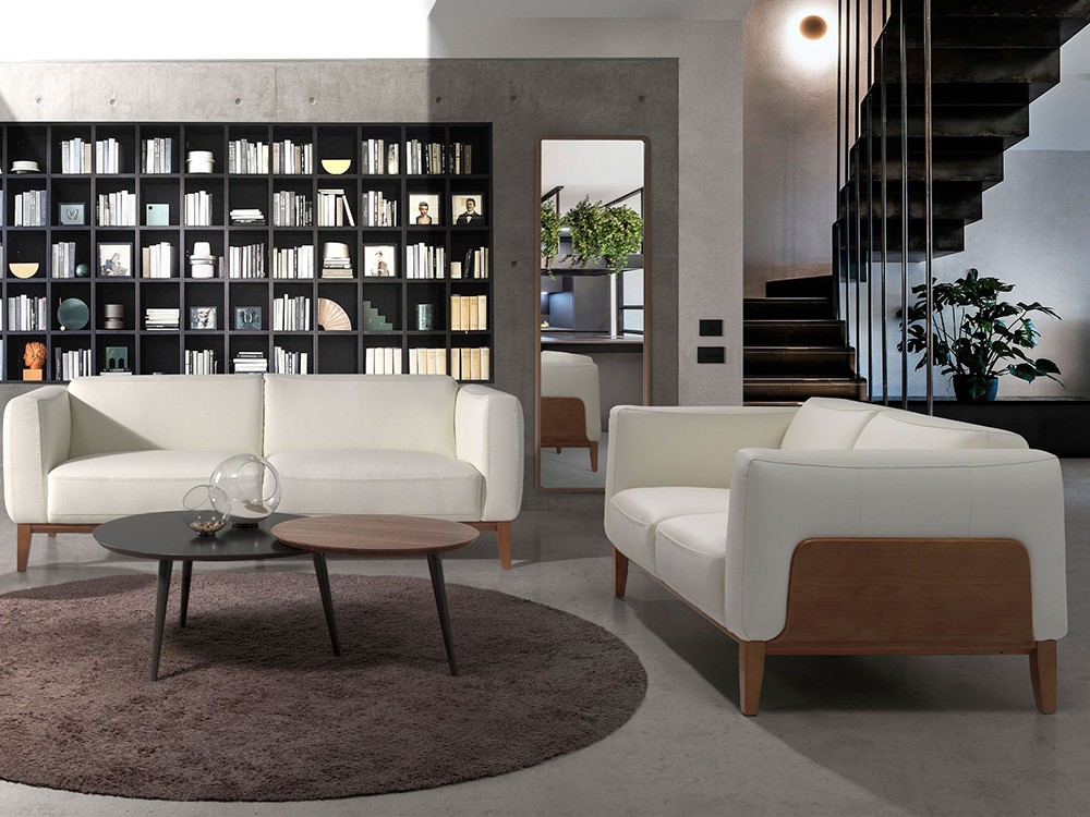 Sofá tapizado en piel de dos o tres plazas 6118 o 6115 de Angel Cerdá