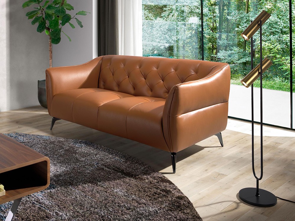 Sofá de dos o tres plazas tapizado en piel 6168 o 6169 de Ángel Cerdá