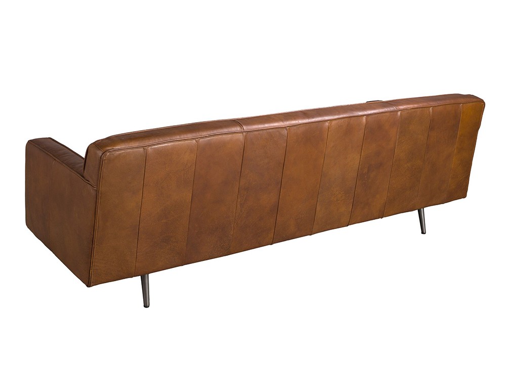 Sofá chester en piel natural marrón con patas de acero oscuro 6224 de Ángel Cerdá