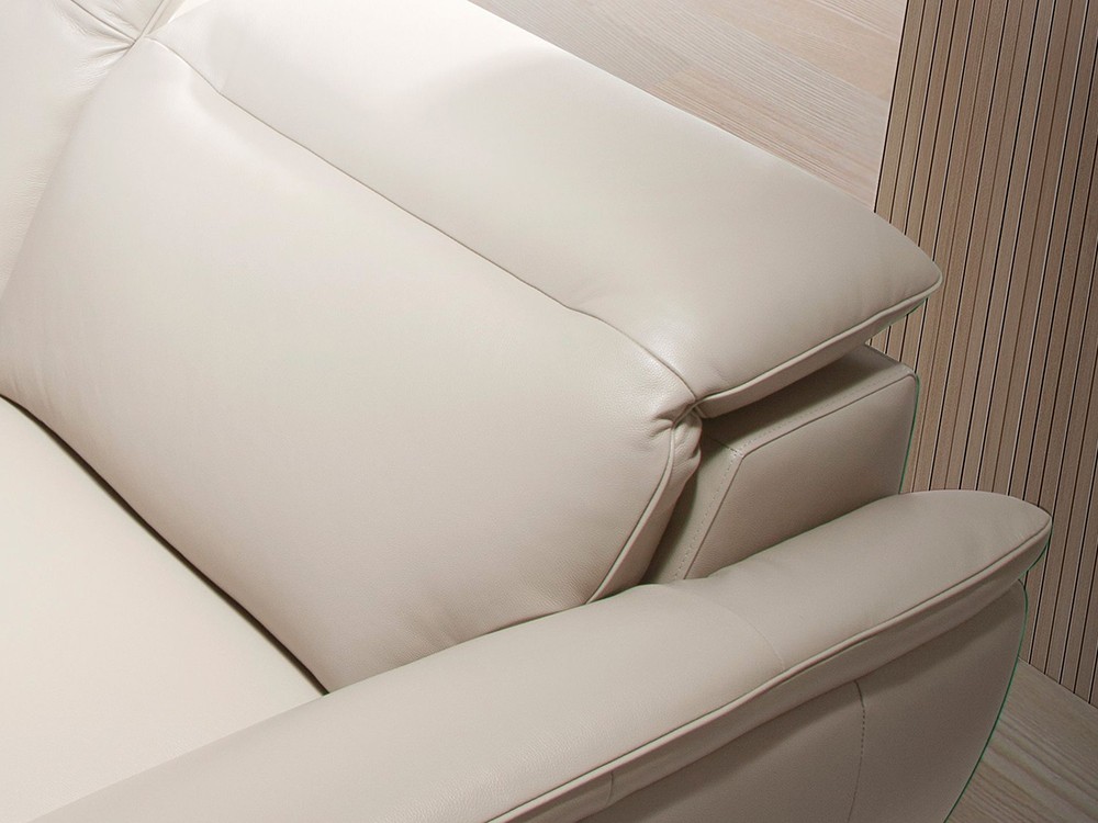 Sofá de dos o tres plazas con reposacabezas elevable 6131  6232 de Ángel Cerdá