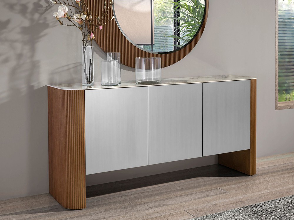 Aparador bajo con sobre porcelánico y chapa natural de nogal 3261 de Ángel Cerdá