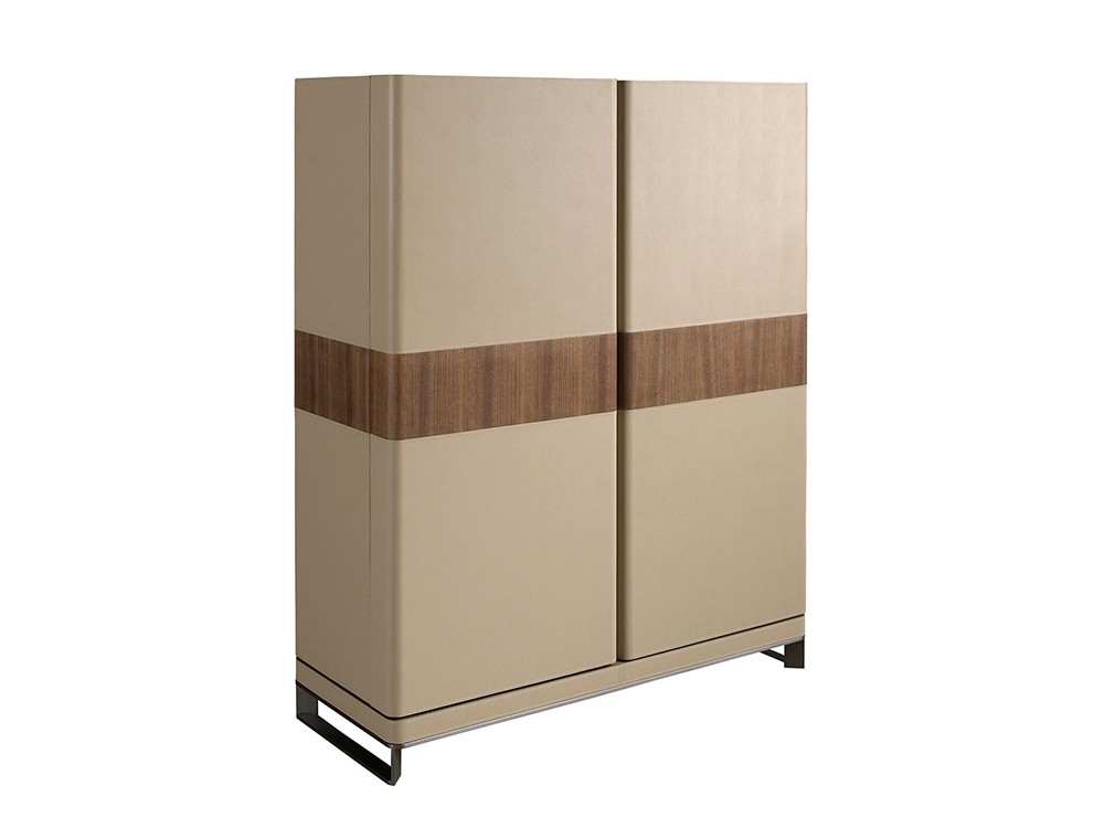 Aparador alto 3276 tapizado en piel visón de Ángel Cerdá