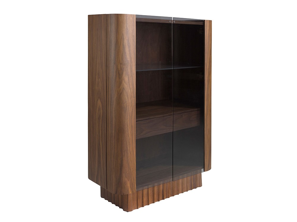 Vitrina alta con luz en chapa natural de nogal 3273 de Ángel cerdá