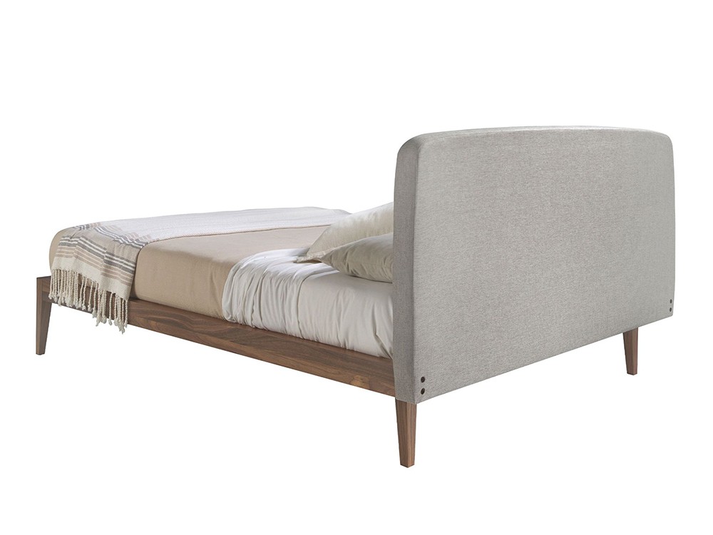 Cama de diseño 7177 de Angel Cerdá