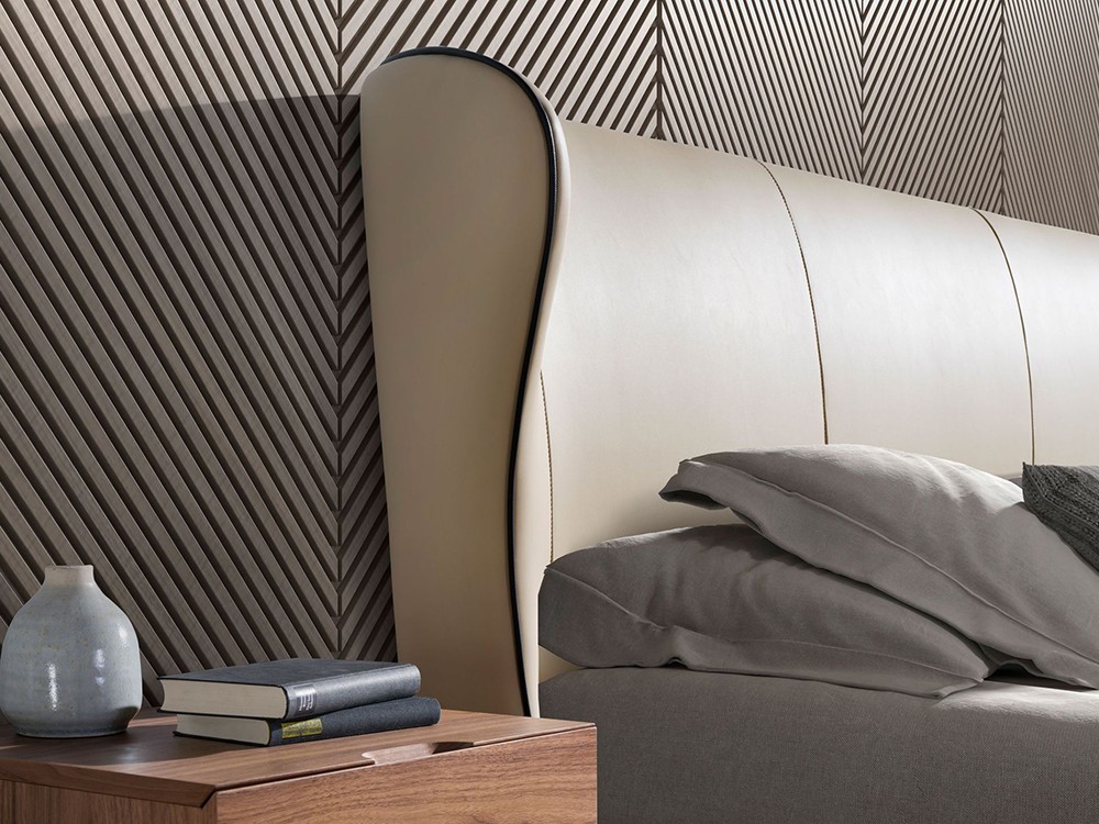 Cama tapizada en polipiel crema 7157 de Ángel Cerdá