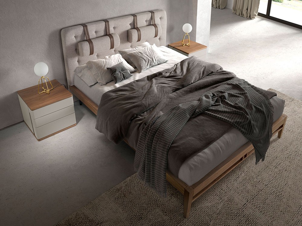 Tres cajones con apertura soft y sistema uñero, mesita 7166 de Ángel Cerdá