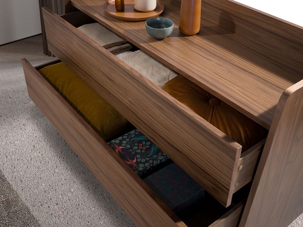 Cómoda en chapa natural de nogal 7176 de Ángel Cerdá