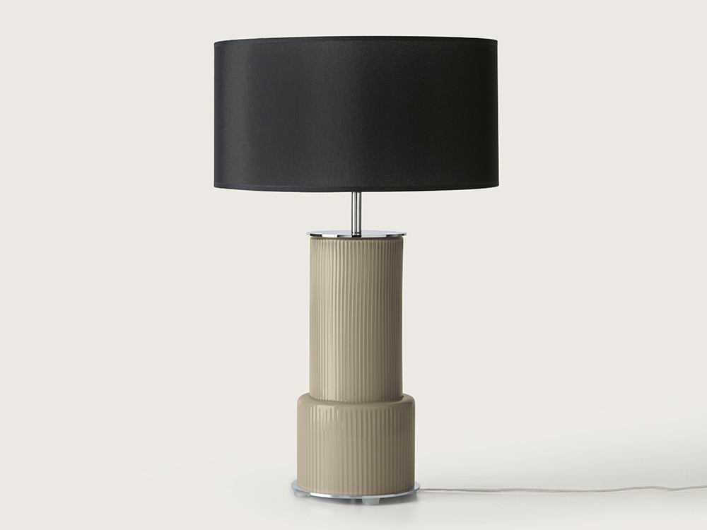 Pie de lámpara Atina