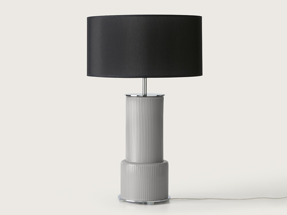 Pie de lámpara Atina