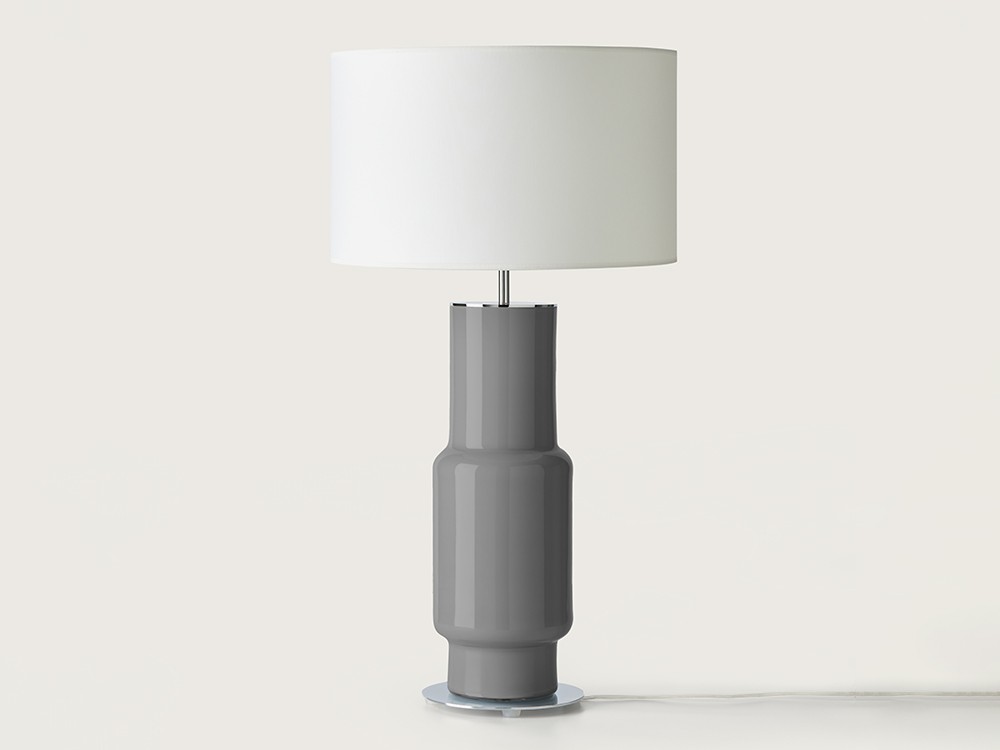 Pie de lámpara Noa de cristal pintado a mano color cyber de Aromas