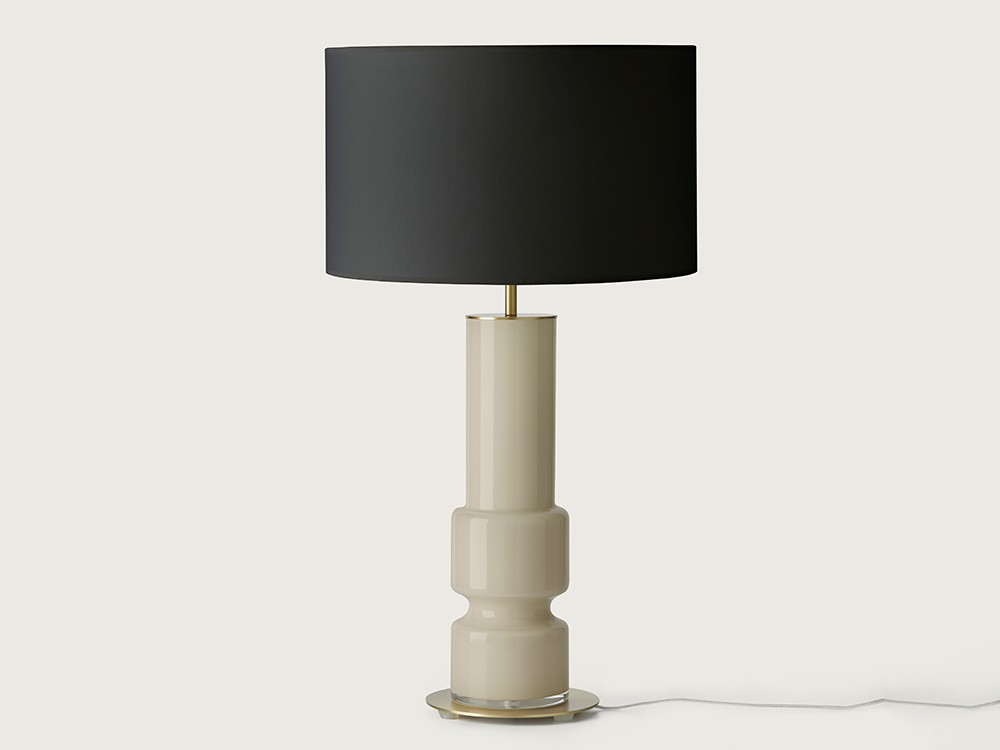 Elige la pantalla para la lámpara Lusa de Aromas