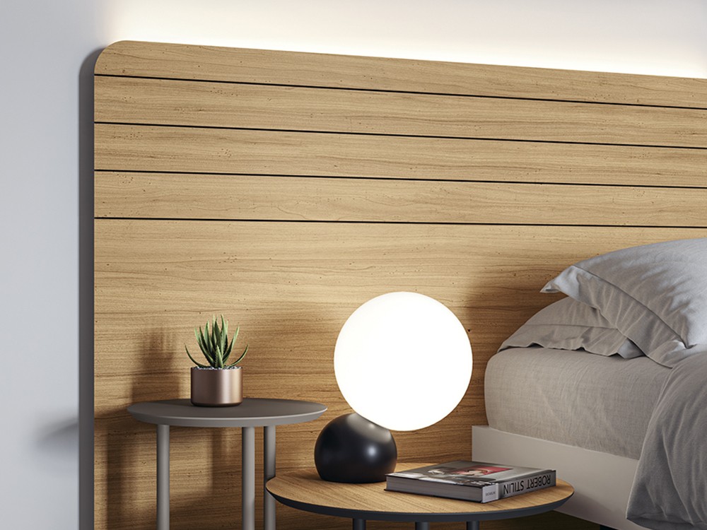 Combina la chapa natural con laca mate en la composición Nano Chic 001 de García Sabater