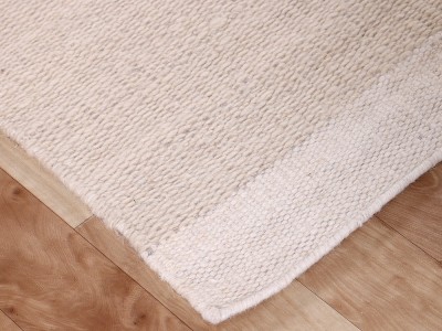 Alfombra de PET tejido a mano en color beige