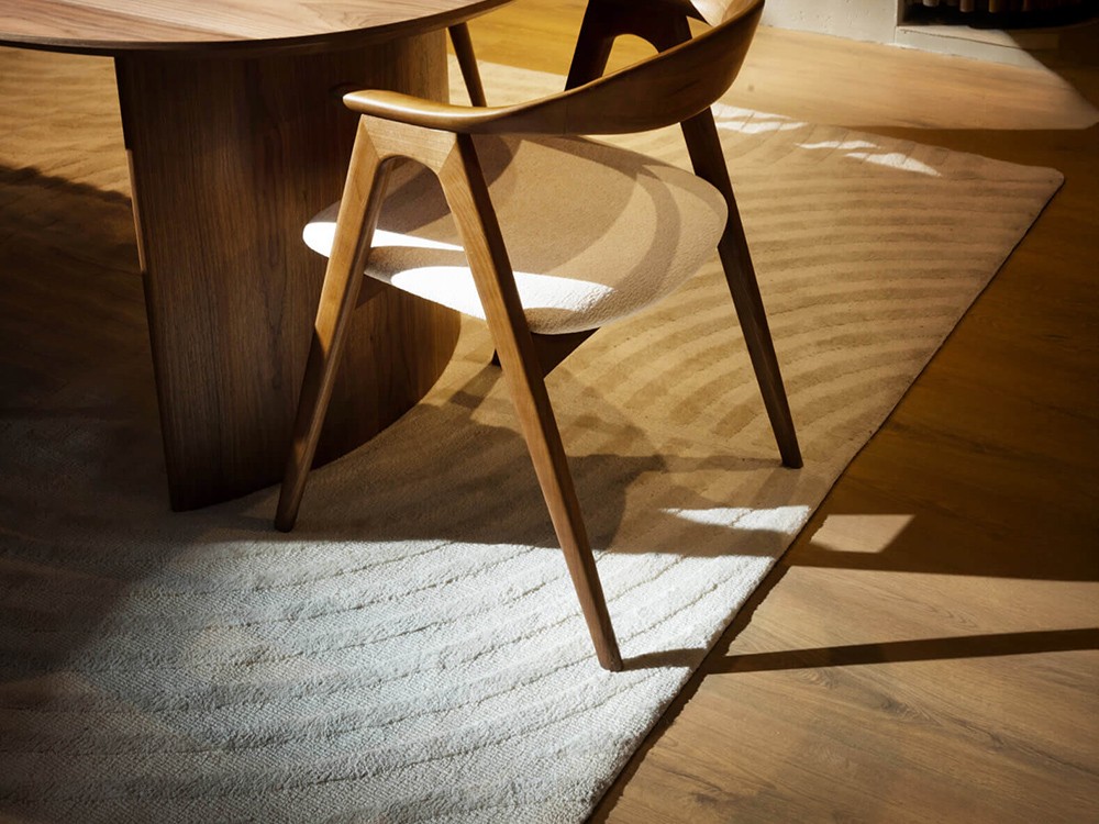 Combina la alfombra Isola de Unika con otras piezas de la colección Everyday Mediterranean