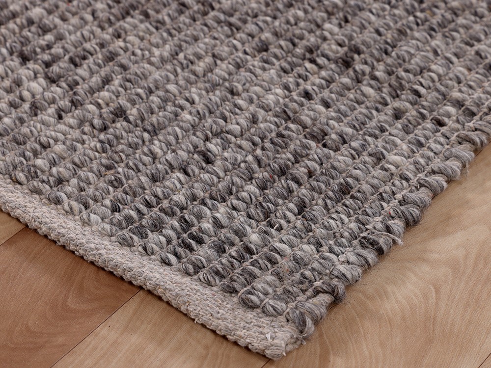 Birma alfombra en color gris de Unika