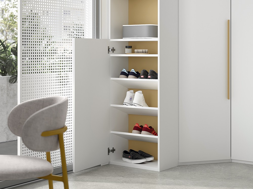 Detalle del armario terminal Advance Formas 058 de Glicerio Chaves