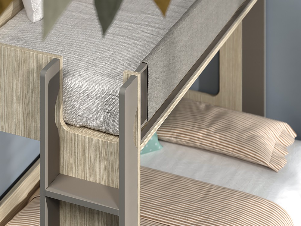 Detalle de la escalera lateral y el quitamiedos tapizado AD065 de Glicerio Chaves