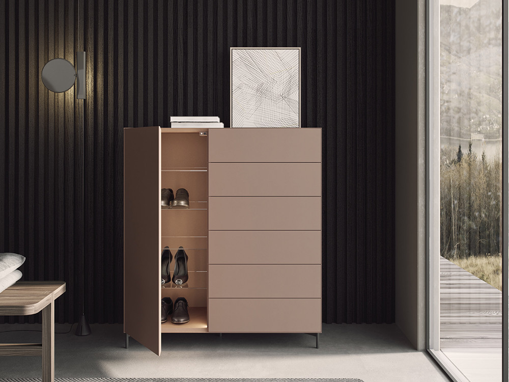 Zapatero con puerta y cajones cajones en acabado lacado AD Night Collection de Besform