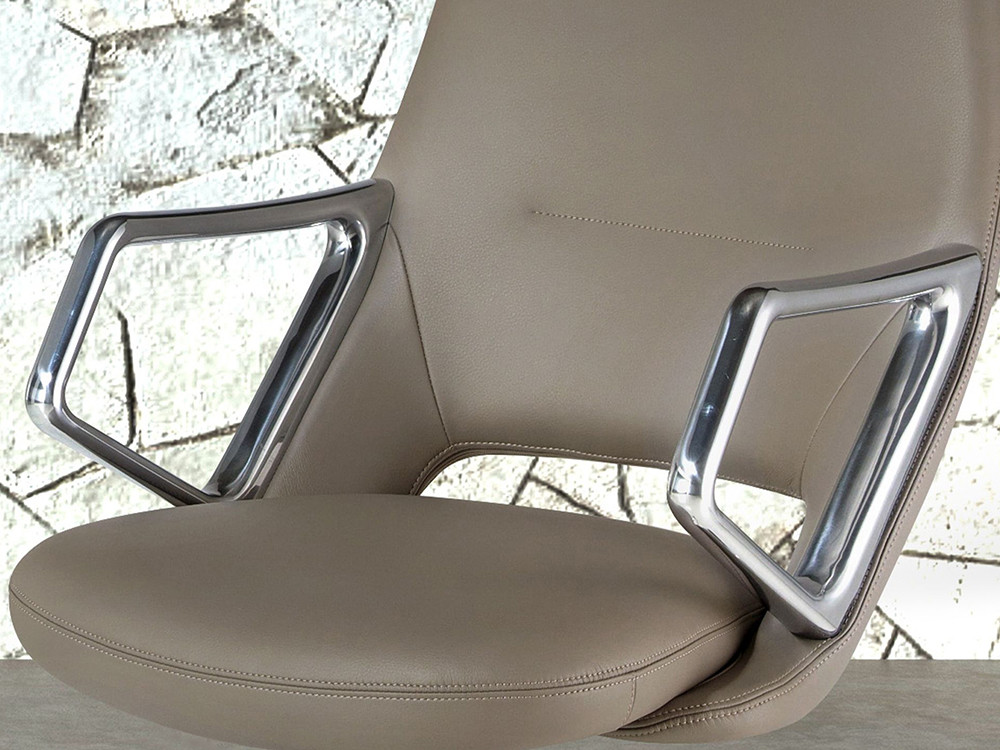 Detalles de la silla 4217 de Ángel Cerdá