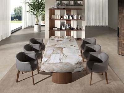 Combina el sobre porcelánico con la base de madera de Ángel Cerdá en la mesa 1186