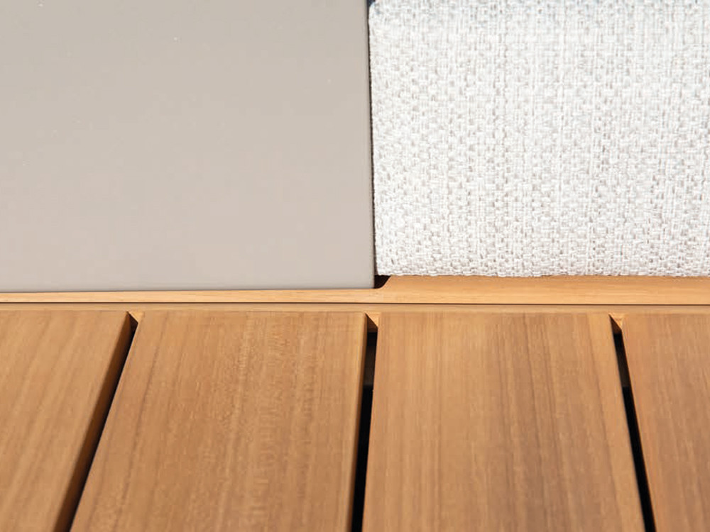 Detalle del tapizado y la mesa Sicilia de Majestic Garden