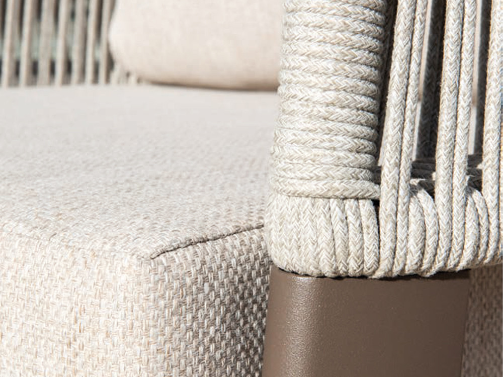 Detalle del sillón Caracas con cuerda trenzada de Majestic Garden