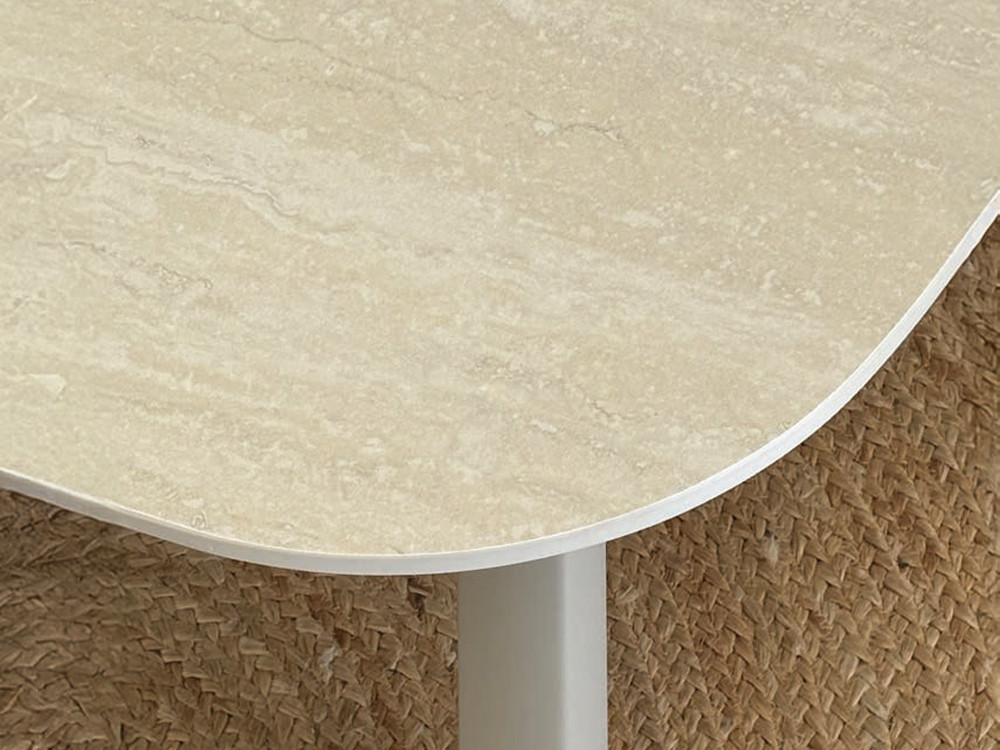 Detalle del sobre porcelánico Danubio de Majestic Garden