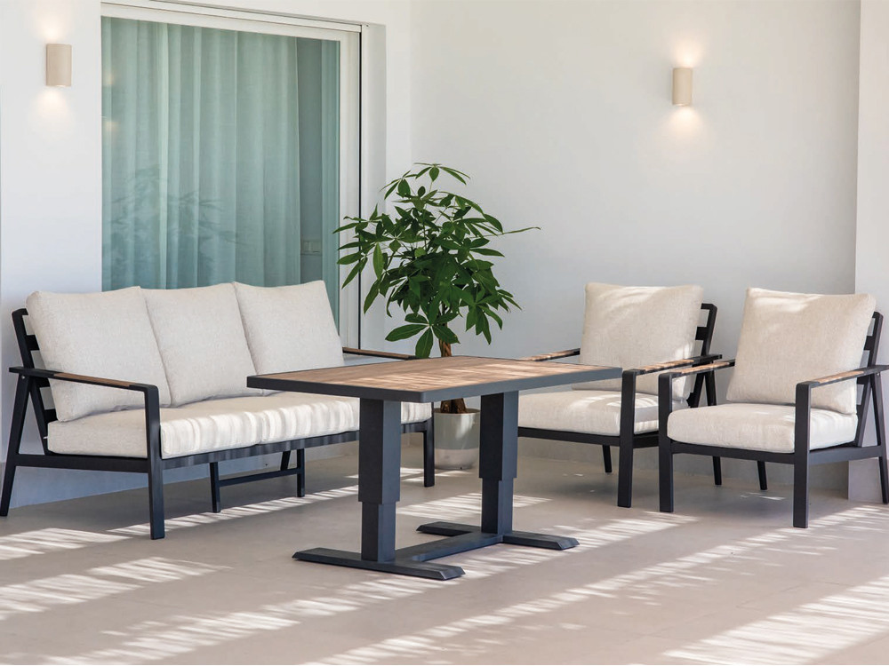 Compuesto por sofá, dos sillones y mesa de centro Sauce de Majestic Garden