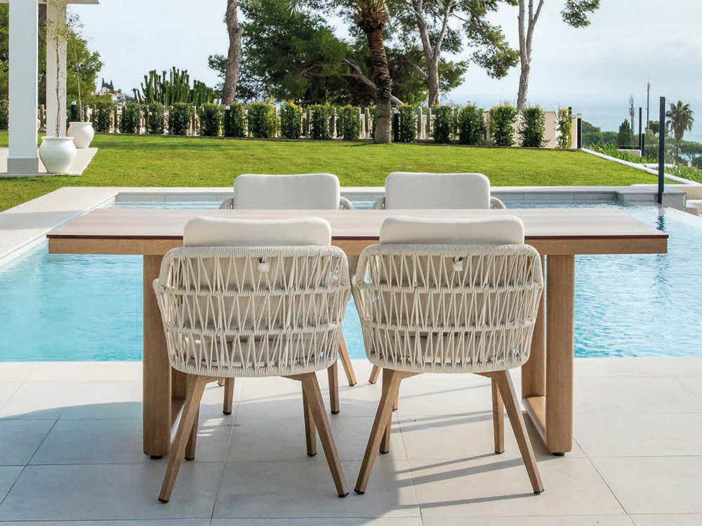 Cojinería tapizada en tejido Olefina de Majestic Garden