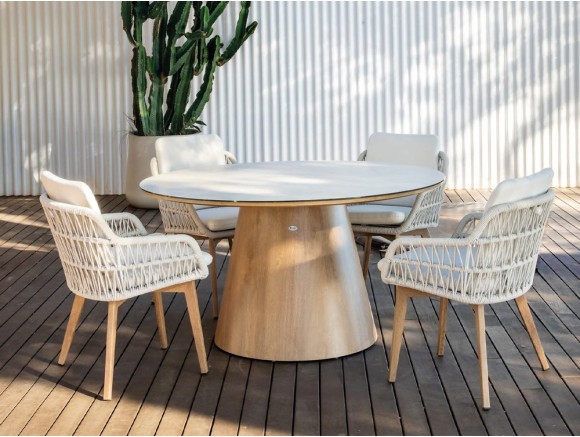 Silla de aluminio imitación madera con respaldo de cuerda trenzada Malvinas de Majestic Garden
