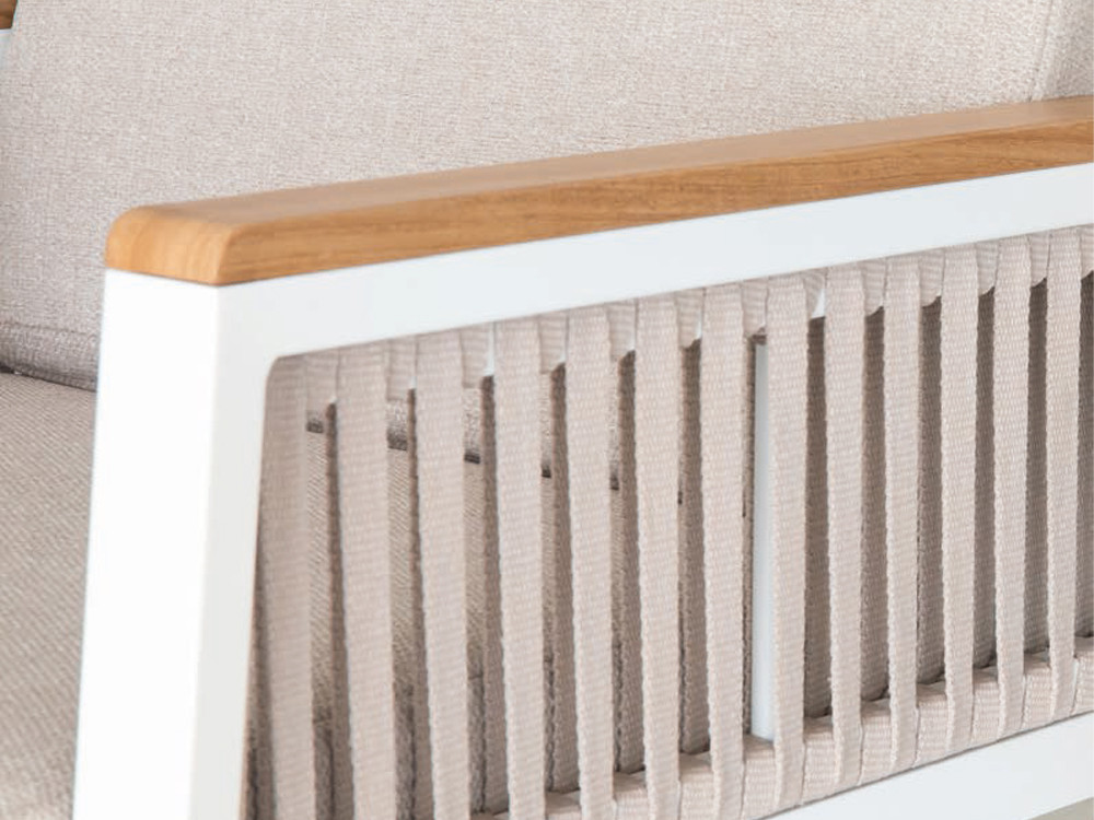 Detalle del reposabrazos de la silla de comedor Misisipi de Majestic Garden