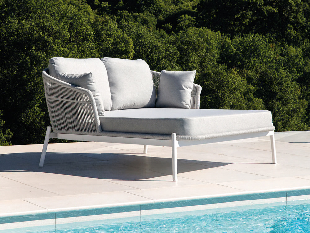 Daybed Mara de aluminio y cuerda trenzada de Majestic Garden
