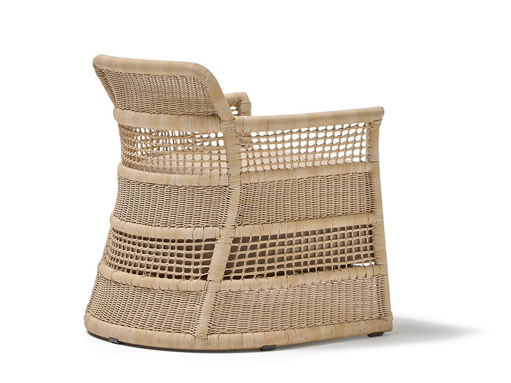 Colección Escala para terraza o jardín de Point muebles de exterior premium