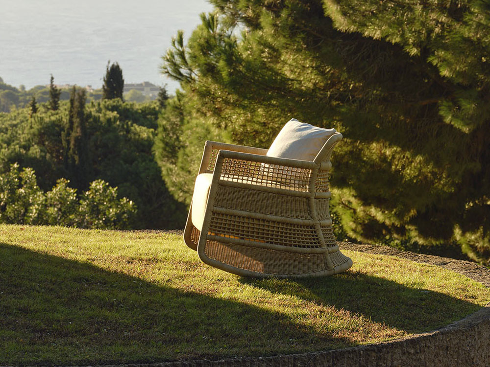 Mecedora de fibra Shintotex realizado a mano Escala de Point