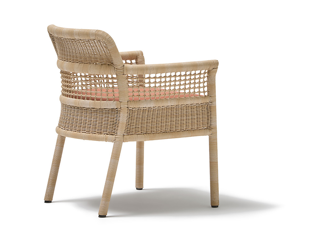 Colección Escala para terraza o jardín de Point muebles de exterior premium