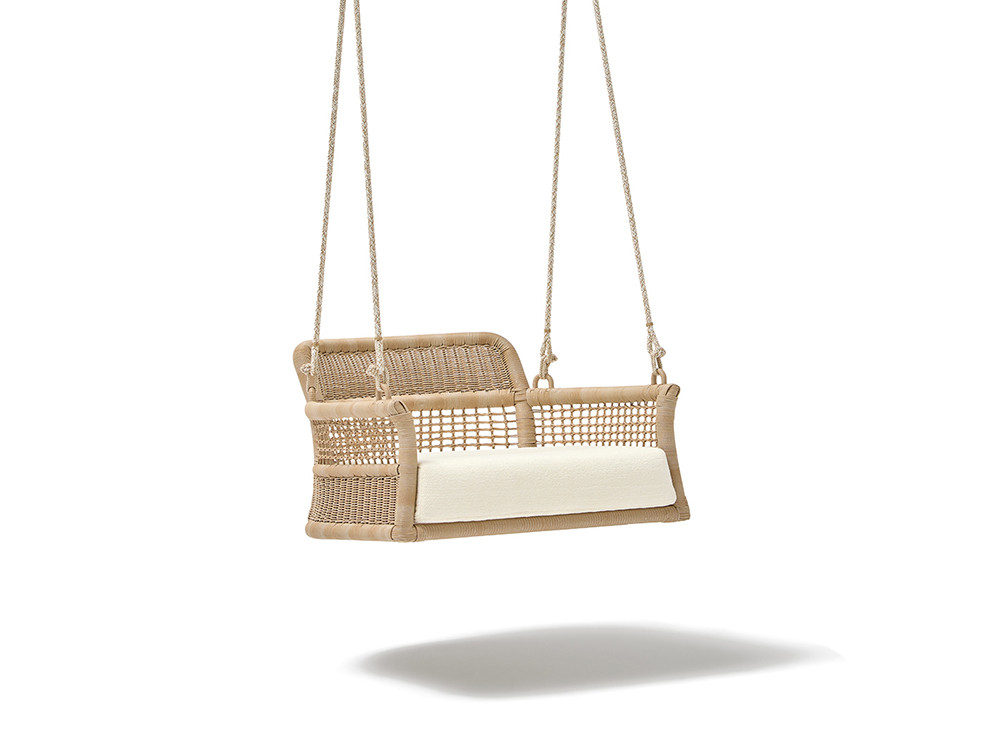 Columpio con o sin estructura Escala disponible en fibra blanca o natural lino personalizable en tapizados de Point