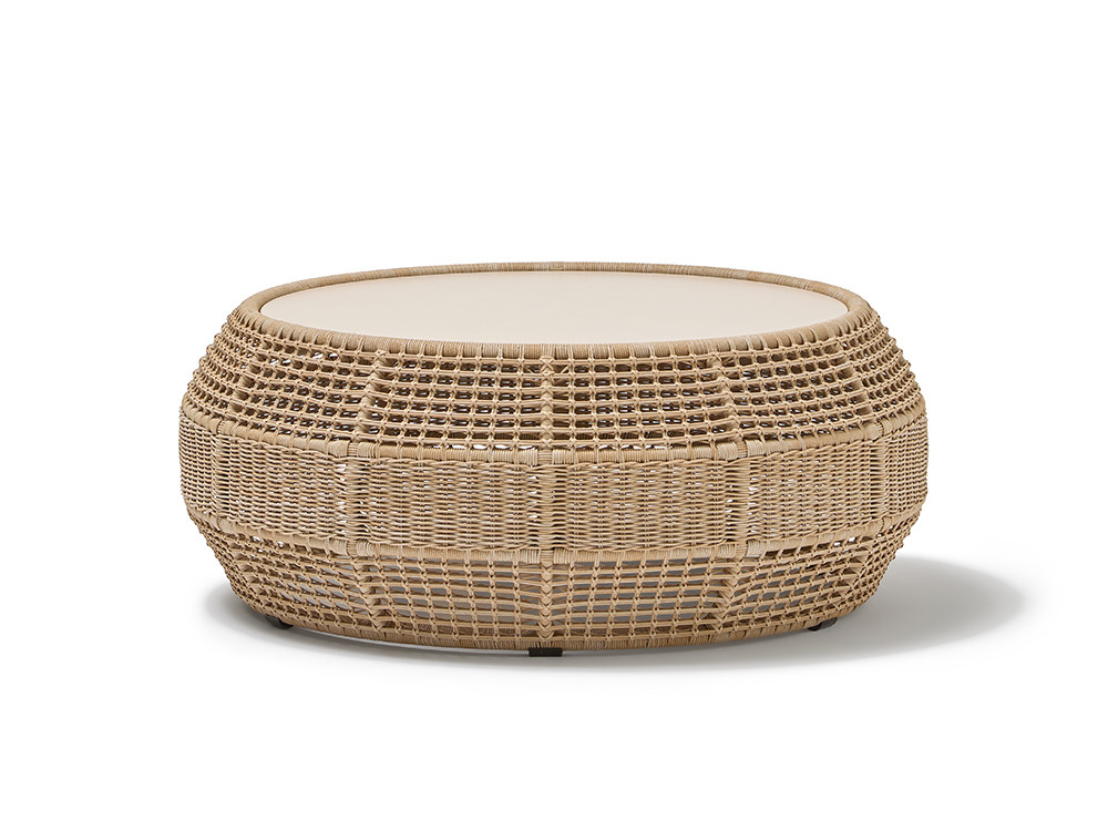 Mesa de centro de fibra Shintotex realizado a mano Escala de Point