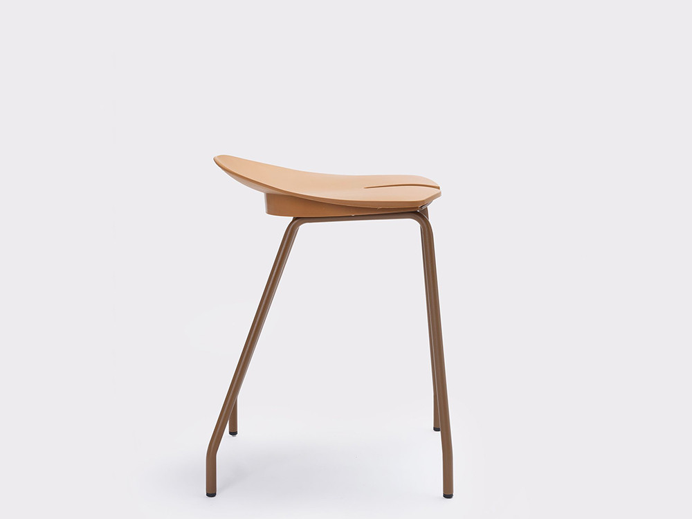 Asiento del taburete bajo de cocina de polipropileno personalizable Ant de Ondarreta