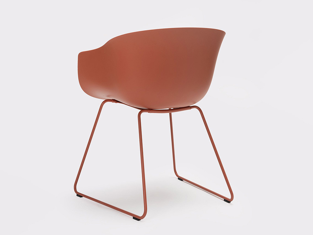 Sillas de cocina modelo silla Bai Ondarreta: base trineo y cojín galleta