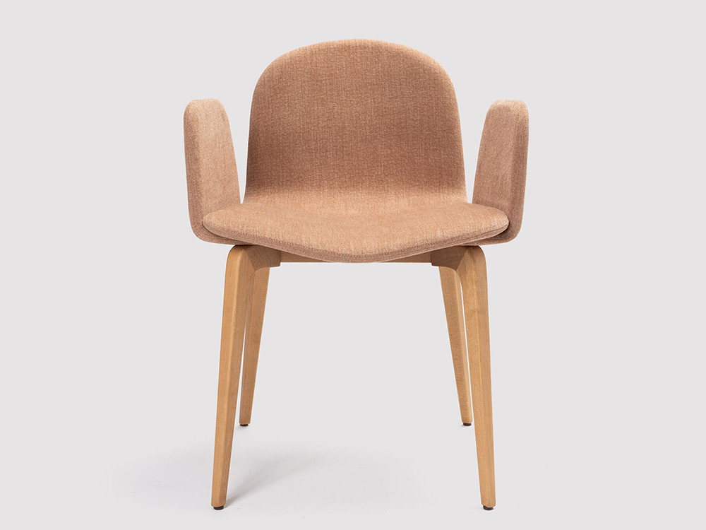 Silla Bob Wood XL con brazos tapizada