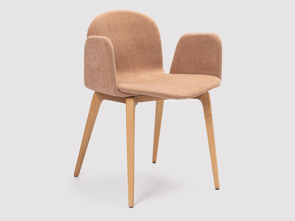 Silla Bob Wood XL con brazos tapizada