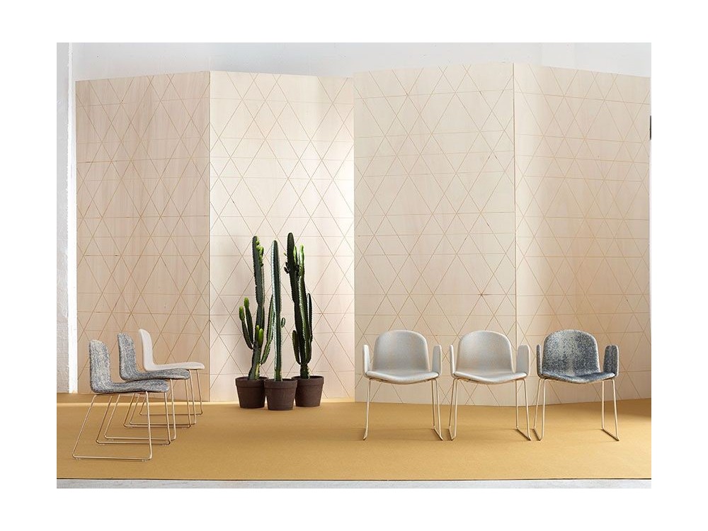 Silla Bob XL Ondarreta: diseño atemporal en sillas de comedor tapizadas modernas y mobiliario de oficina.