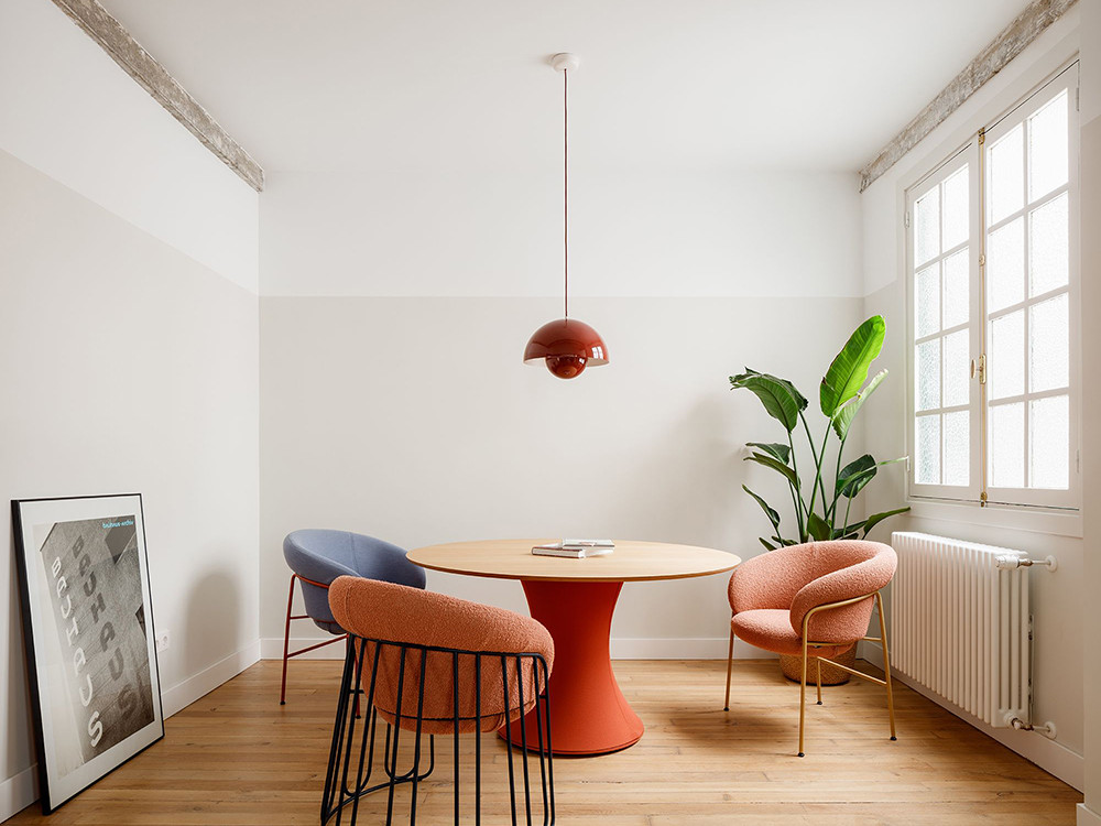 Silla de comedor tapizada modelo Ginger: resistencia en acero y estilo personalizado Ondarreta