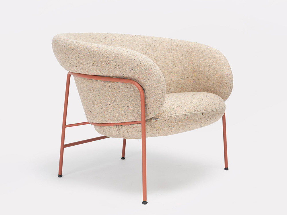 Butaca de diseño Ondarreta: modelo Ginger en acero para salones modernos.