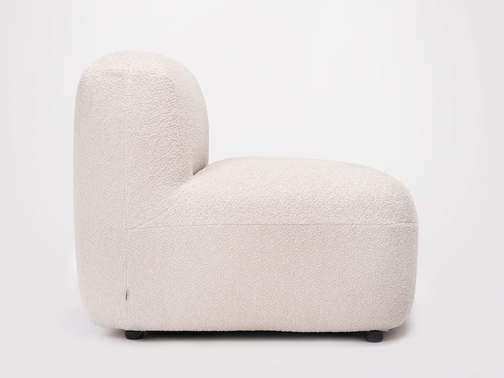 Módulo central del sofá Gumi Ondarreta: líneas suaves y orgánicas para salones modernos