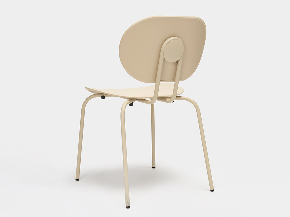 Silla Hari de polipropileno: elegancia y diseño personalizado en muebles Ondarreta