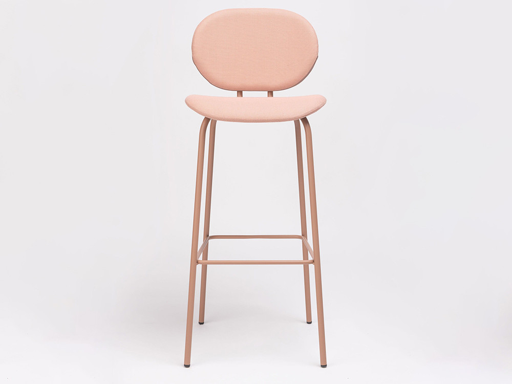 Sillas y taburetes de cocina: modelo Hari tapizado con el prestigio de Ondarreta