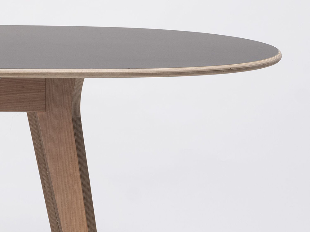 Mesa extensible ovalada Mikado