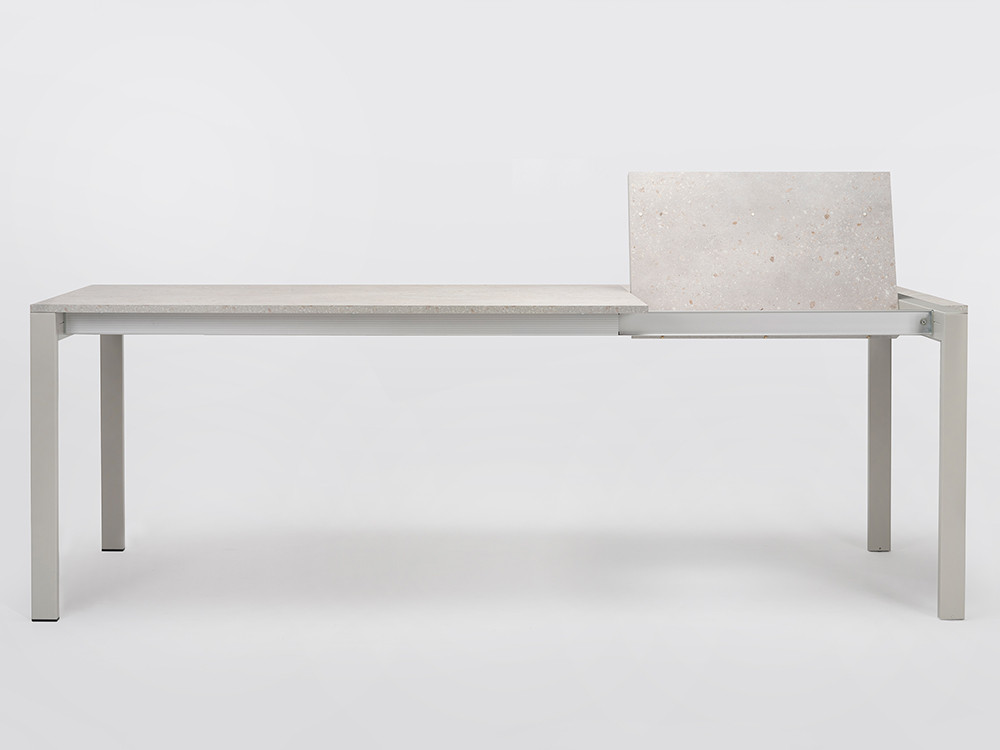 Mesas de comedor modernas extensibles: modelo Punto de Ondarreta con una extensión y acabado en laminado